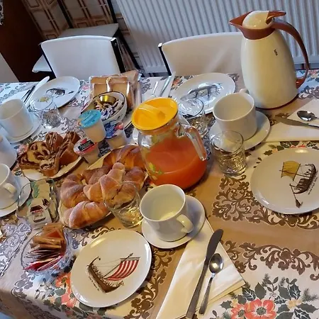 Dora Bed and Breakfast