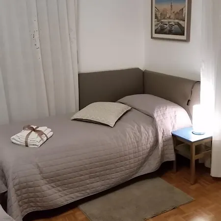 Bed and Breakfast Dora