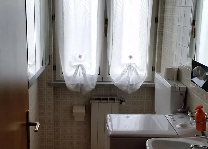 Dora Nocleg ze śniadaniem *