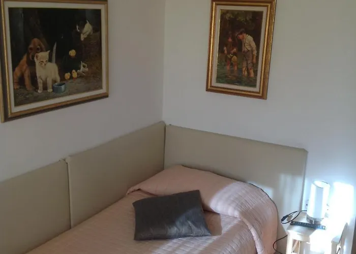 Nocleg ze śniadaniem Dora Collofedo di Monte Albano